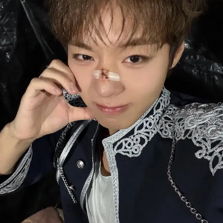 [BUNJANG] Park Ji Hoon Fan Concert Final Day Photocard / 박지훈 팬콘 막콘 입장 포카 일요일