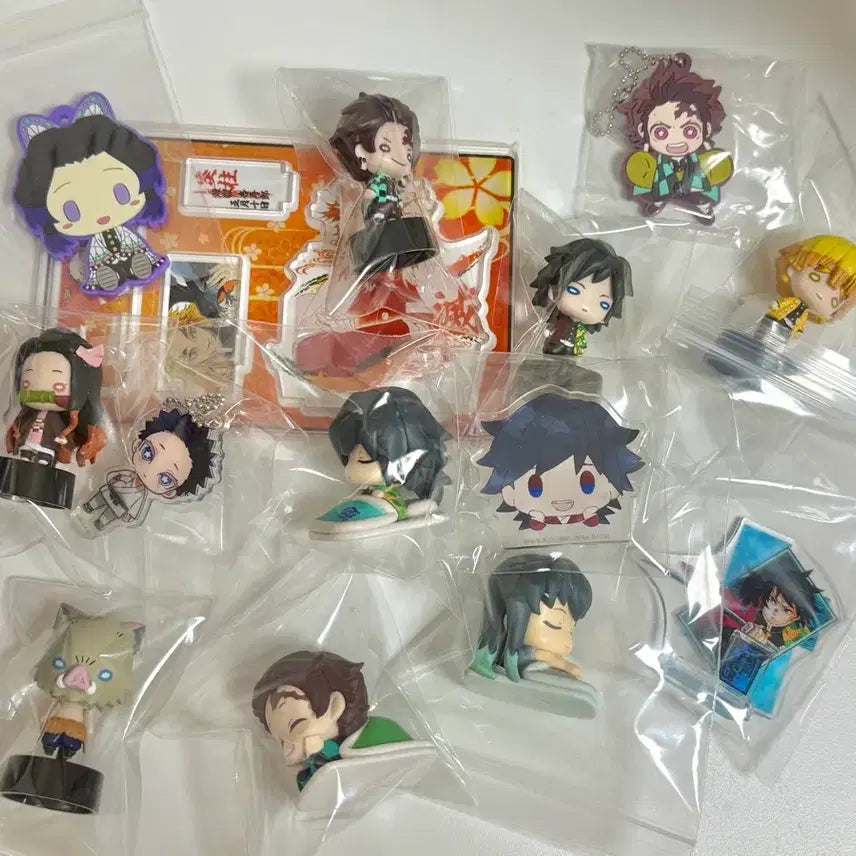 [BUNJANG] Demon Slayer Small Goods Bundle / 귀멸의칼날 귀칼 가챠 등 작은굿즈 일괄