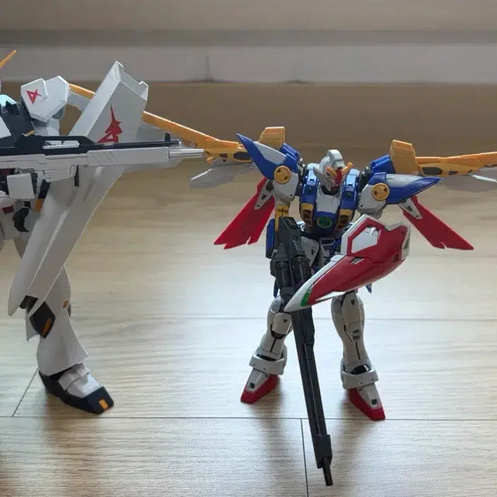 [BUNJANG] Gundam Plastic Model Kit (Assembled, 2 Types) / 건담 프라모델 2종
