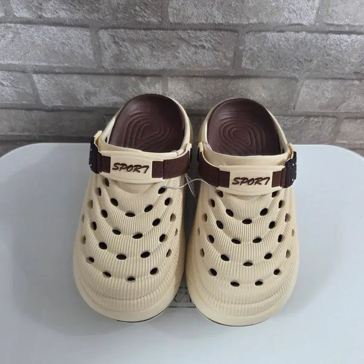 [BUNJANG] Beige Outdoor Sandals Slippers / 아웃도어 샌들 슬리퍼 새상품