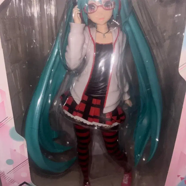 [BUNJANG] Hatsune Miku Natural Eyeglasses Miku Figure (Sealed) / 미개봉)프로젝트디바 하츠네미쿠 내츄럴 안경미쿠 피규어