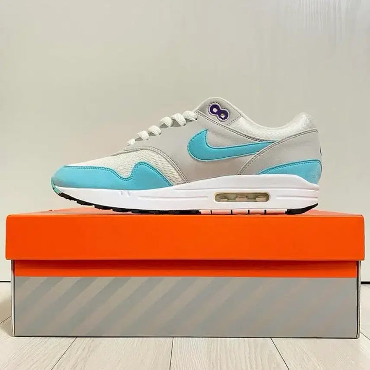 [BUNJANG] Nike Air Max 1 OG Aqua Sneakers (US 9) / NIKE AIR MAX 1 OG AQUA 2017