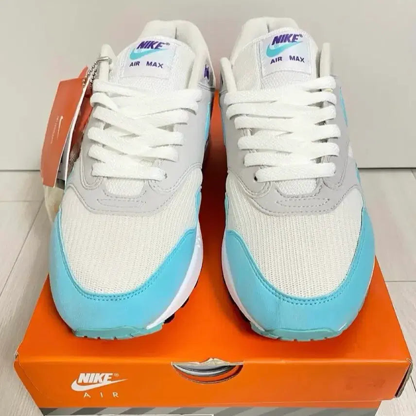 [BUNJANG] Nike Air Max 1 OG Aqua Sneakers (US 9) / NIKE AIR MAX 1 OG AQUA 2017