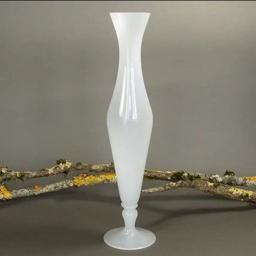 [BUNJANG] Vintage White Opaline Vase / 빈티지 화이트 오팔린 베이스