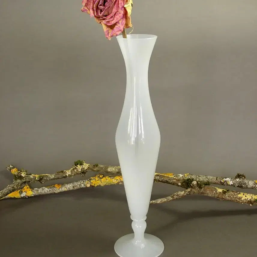 [BUNJANG] Vintage White Opaline Vase / 빈티지 화이트 오팔린 베이스