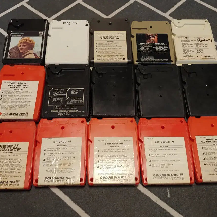 [BUNJANG] Lot of 42 8-Track Tapes with Storage Case / 8트랙(8-Track Cartridge)테이프 42개 판매합니다.