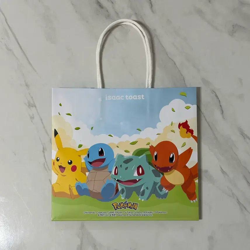 [BUNJANG] Pokemon 30th Anniversary Metal Badge Special Secret Ho-Oh / 이삭토스트 콜라보  포켓몬 30주년 메탈 뱃지 스페셜 시크릿 칠색조