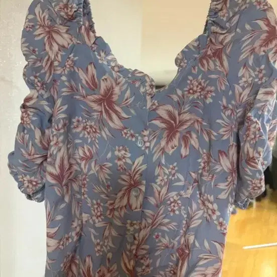[BUNJANG] Party Sue Off-Shoulder Blouse / 오픈숄더 블라우스 ^*
