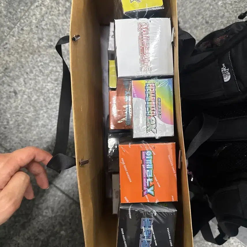 [BUNJANG] Pokemon Card Booster Box (Shrink-wrapped) / 포켓몬 카드 박스(슈링크0)