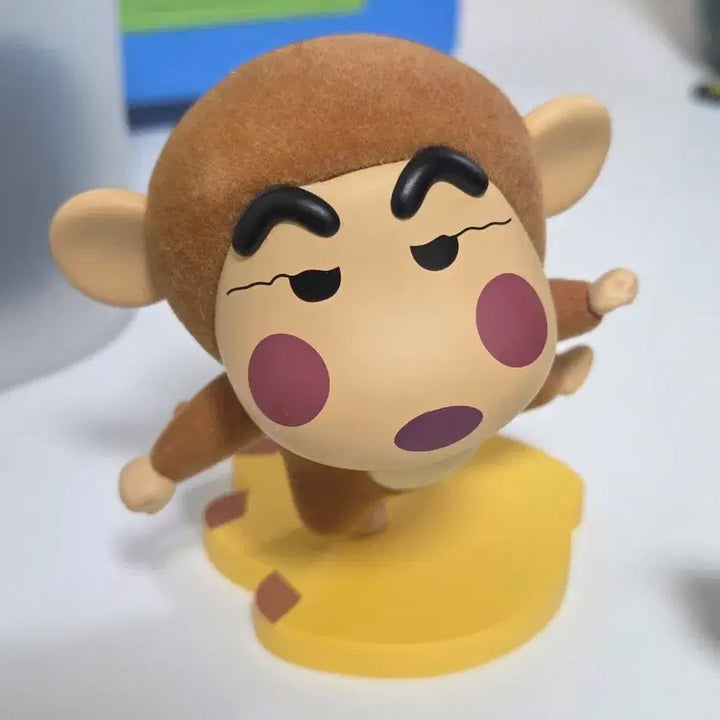 [BUNJANG] 52toys Crayon Shin-chan Figures (Set of 2) / 52toys 짱구 피규어 2종 판매