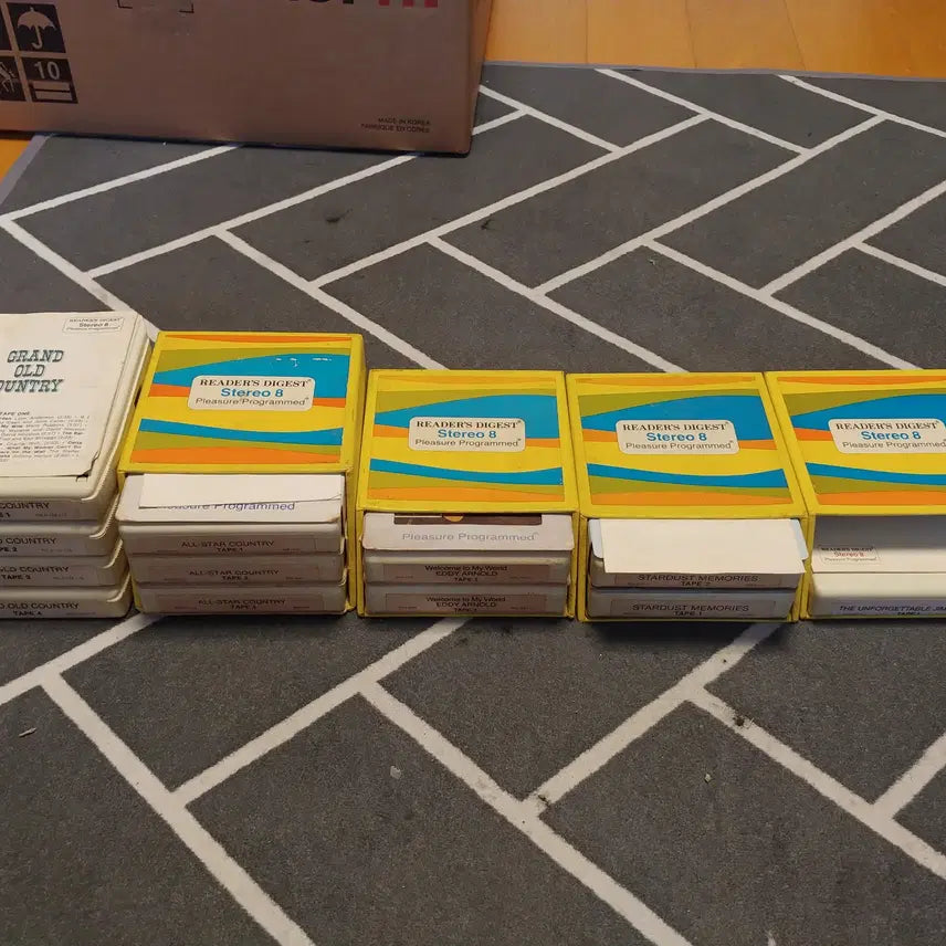 [BUNJANG] 8-Track Cartridge Tapes Collection (12 Tapes) / 8트랙(8-Track Cartridge)테이프 12개-3 판매합니다.