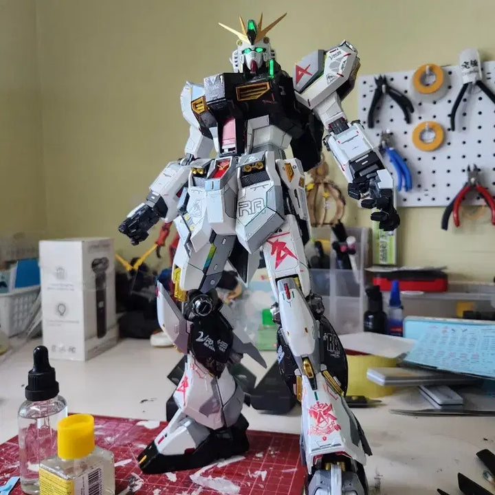 [BUNJANG] Daban Metal Structure RX-93 Nu Gundam Painted Model / 다반 메탈스트럭쳐 뉴건담 도색작