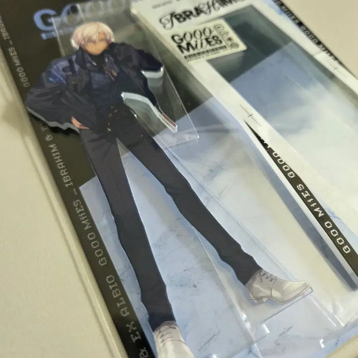 [BUNJANG] Ibrahim Gomez Nijisanji Acrylic Stand / 니지산지 이브라힘 고미즈 아크릴스탠드