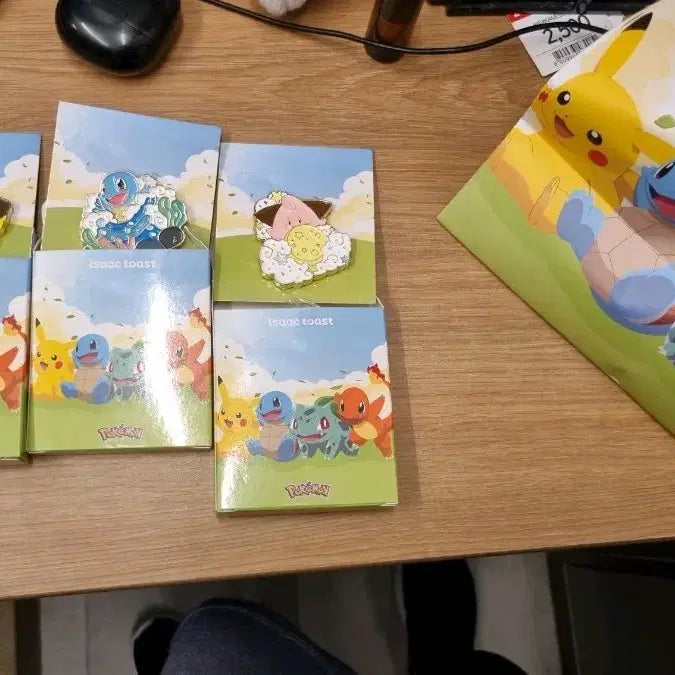 [BUNJANG] Isaac Toast Pokemon Badge / 이삭토스트 포켓몬 뱃지