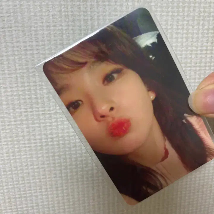 [BUNJANG] Red Velvet Seulgi Rookie Photocard (BboBbo Seulgi) / 레드벨벳 포카 슬기 포카 루키 포카 뽀뽀슬기