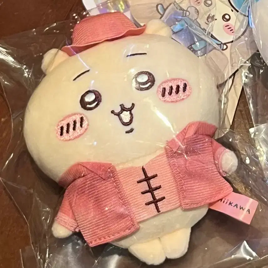 [BUNJANG] Chiikawa Shanghai Limited Edition Plush / 치이카와 상하이 한정판