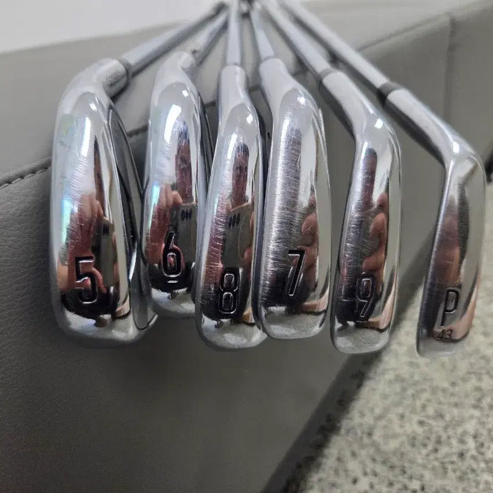 [BUNJANG] Titleist T200 2nd Gen 6-Iron Set (5-PW) / 타이틀리스트 T200 2세대 6아이언 세트(5~P)
