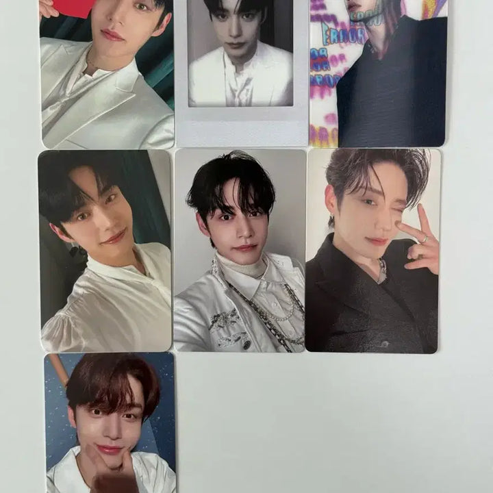 [BUNJANG] ZB1 Kim Ji Woong Bundle Set Photocard / 제베원 김지웅 포카 일괄