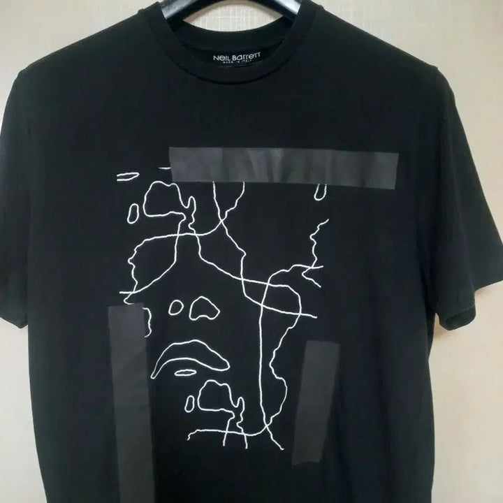 [BUNJANG] Neil Barrett Coated Print Neck T-Shirt Size 95 / 닐바렛 코팅 프린트넥 95