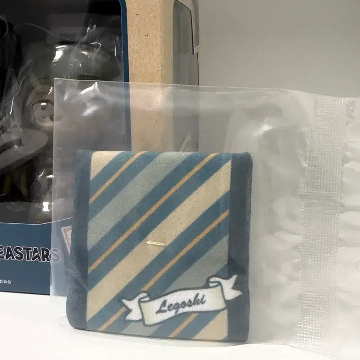 [BUNJANG] Beastars Legoshi Look-up Figure with Cushion Special Edition / 방석특전o) 비스타즈 레고시 룩업 피규어 beastars