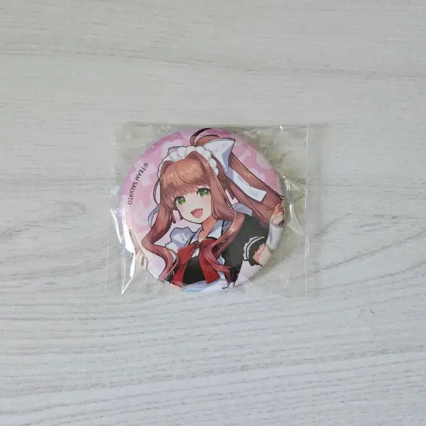 [BUNJANG] Doki Doki Literature Club! Monika Pearl Coating Can Badge (Sealed, Japan Limited) / [미개봉] 두근두근 문예부! 모니카 캔뱃지 일본 오프라인 한정 굿즈