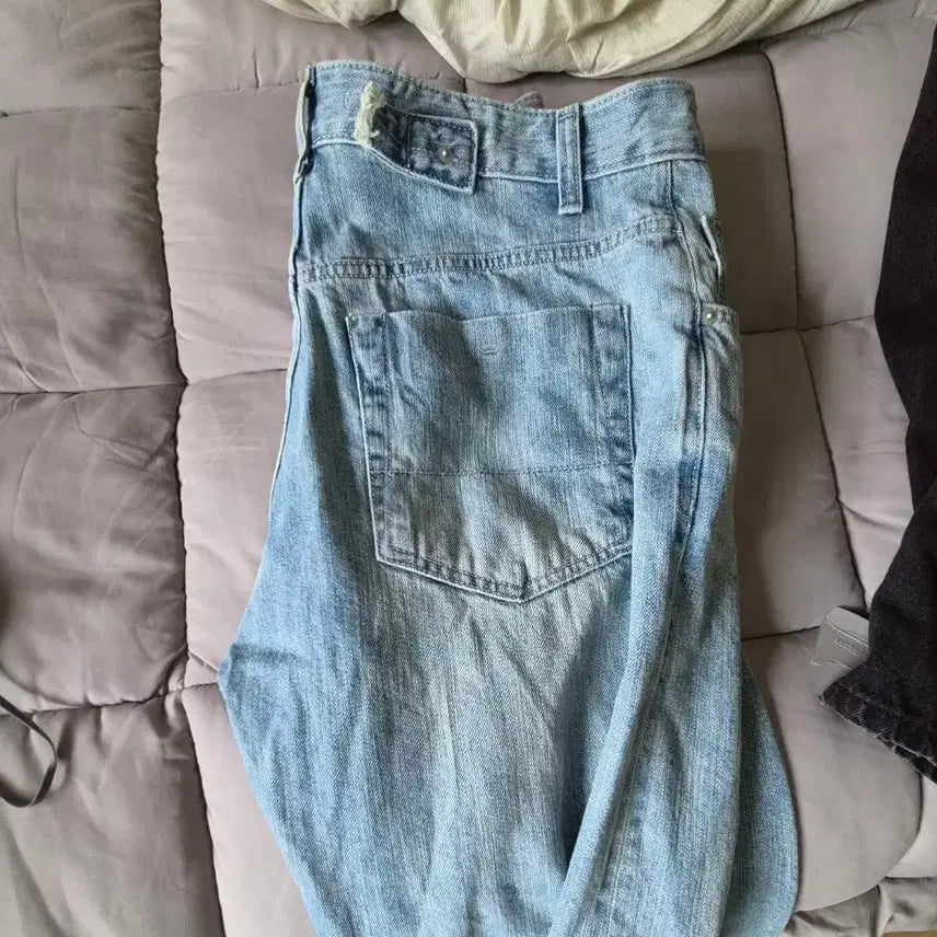 [BUNJANG] Hatching Room Regular Selvedge Slub Light Blue Jeans / Regular Selvedge Jeans Slub Light Blue