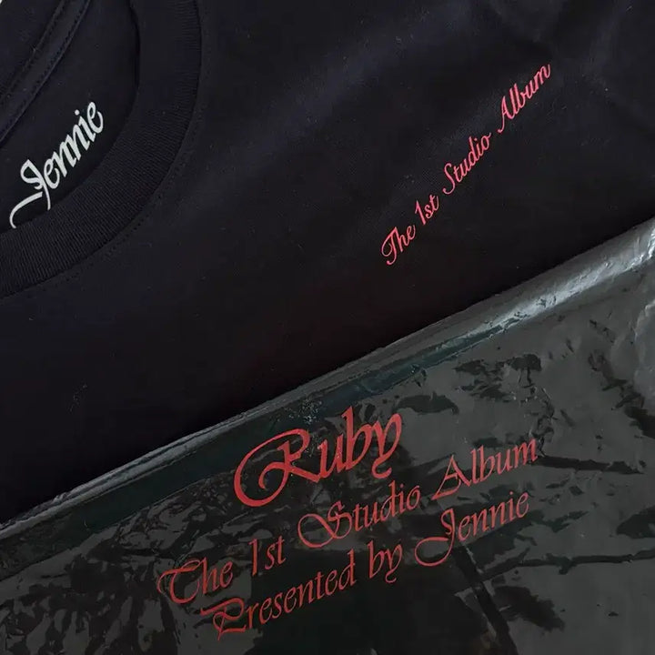 [BUNJANG] BLACKPINK Jennie Ruby Album MD T-Shirt (M) / 제니 ruby 앨범 md 티셔츠 M사이즈