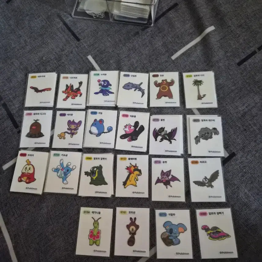 [BUNJANG] Assorted Character Stickers (Atom, Crayon Shin-chan, Detective Conan, One Piece, Cookie Run, Digimon, Oshi no Ko, Dragon Ball, Pokemon, etc.) / 띠부띠부씰 아톰 짱구 코난 원피스 쿠키런 디지몬 최애의아이 아트웍