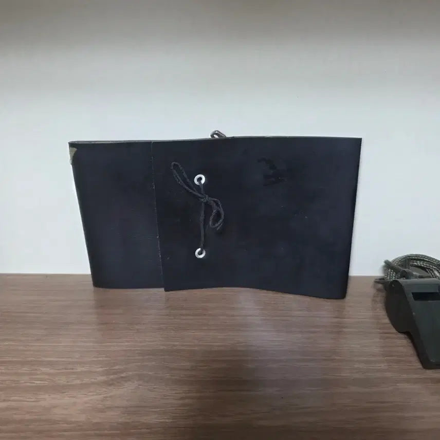 [BUNJANG] Deoksang Commercial High School Disciplinary Committee Armband and Whistle Set / 덕수상업고등학교 기율부 완장 및 호루라기