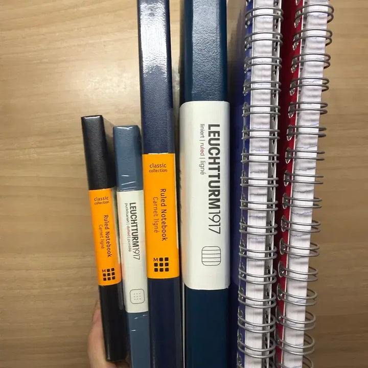 [BUNJANG] Moleskine, Leuchtturm &amp; Clairefontaine Notebook Bundle Set with Tomato Pouch / 새노트 일괄) 몰스킨 로이텀 &amp; 클레르퐁텐 총6개 + 토마토 파우치