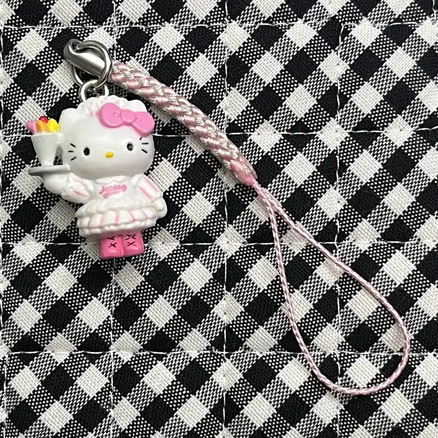 [BUNJANG] Sanrio Classic Hello Kitty Waitress Kitty Strap (Parfait/Serving) / 산리오) 고전 헬로키티 웨이트리스 키티스트랩 (파르페/서빙)