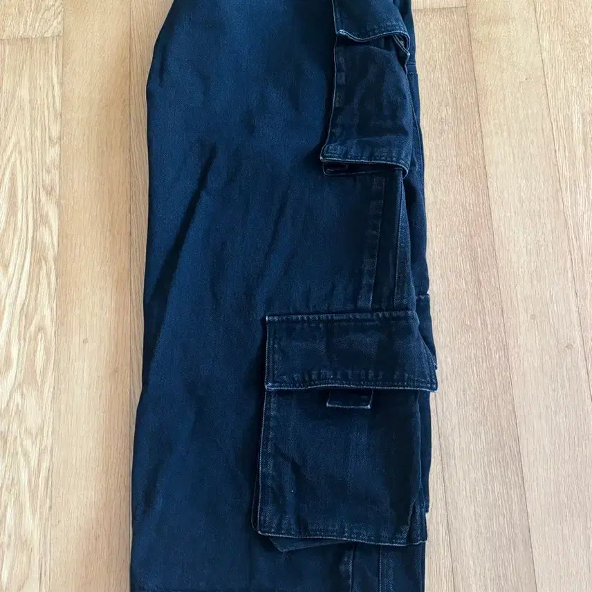 [BUNJANG] Wooyoungmi FW23 Wide Cargo Denim Pants Black Size 50 / 23fw 우영미 와이드 카고 데님 블랙 50사이즈