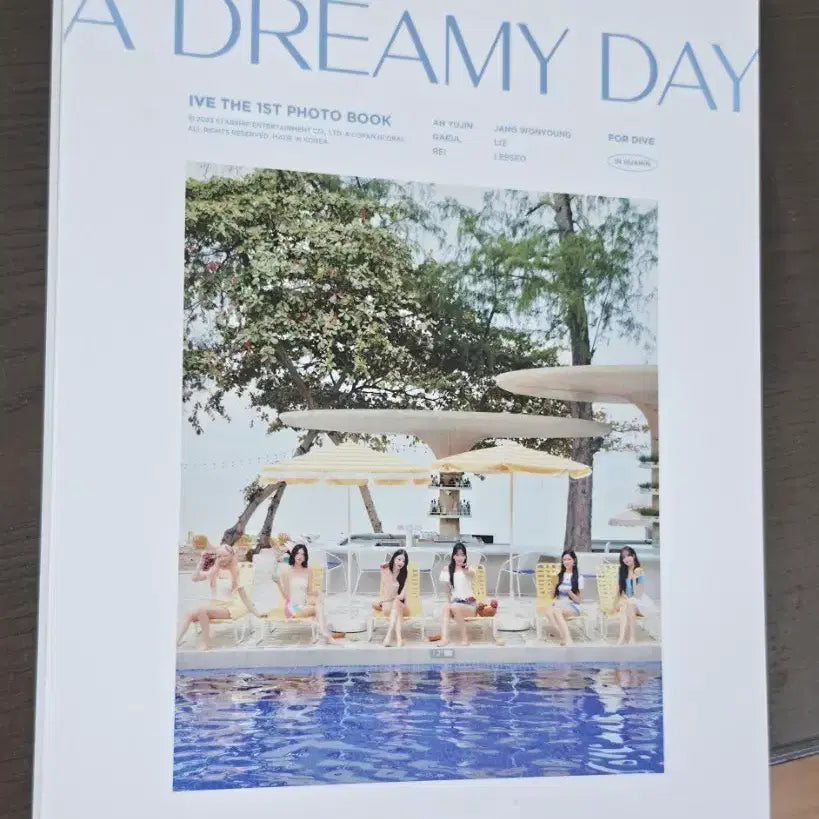 [SOLD OUT] 아이브 어드리미데이 포토북 판매해요 유진가을레이 원영리즈이서