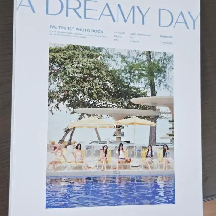 [SOLD OUT] 아이브 어드리미데이 포토북 판매해요 유진가을레이 원영리즈이서