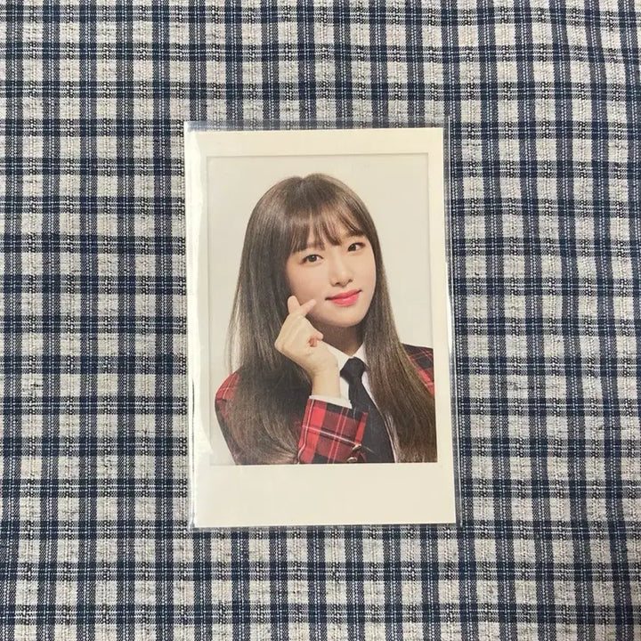 [BUNJANG] IZ*ONE Schoollookz Yena Photocard / 아이즈원 스쿨룩스 최예나 포카