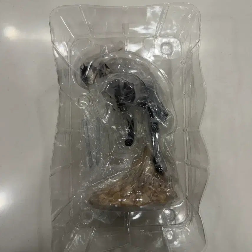 [BUNJANG] Attack on Titan Levi Figure Prize B / 진격의거인 리바이 B상 제일복권