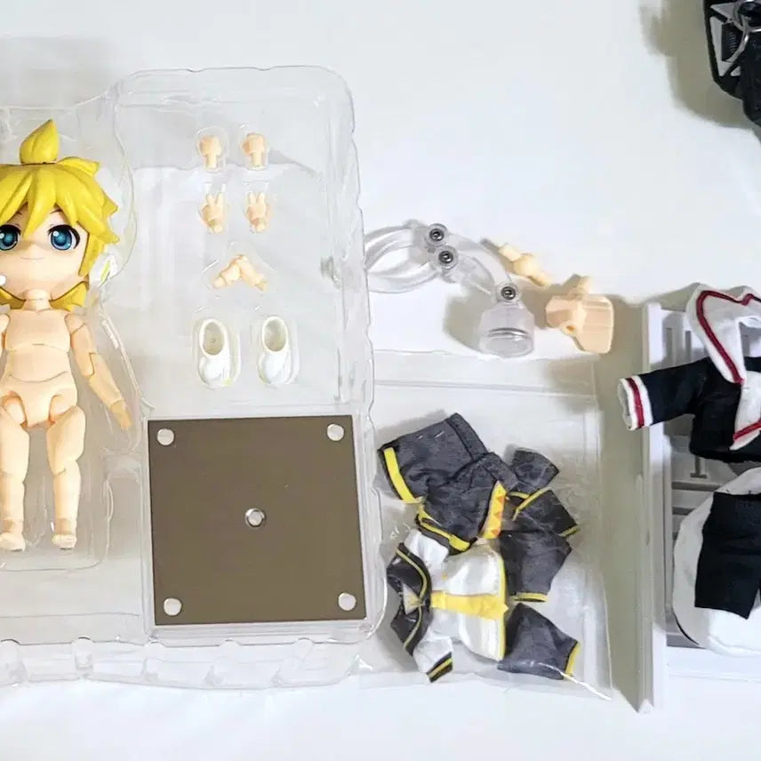 [BUNJANG] Kagamine Len Nendoroid Figure / 카가미네 렌 넨도돌 넨도로이드 피규어