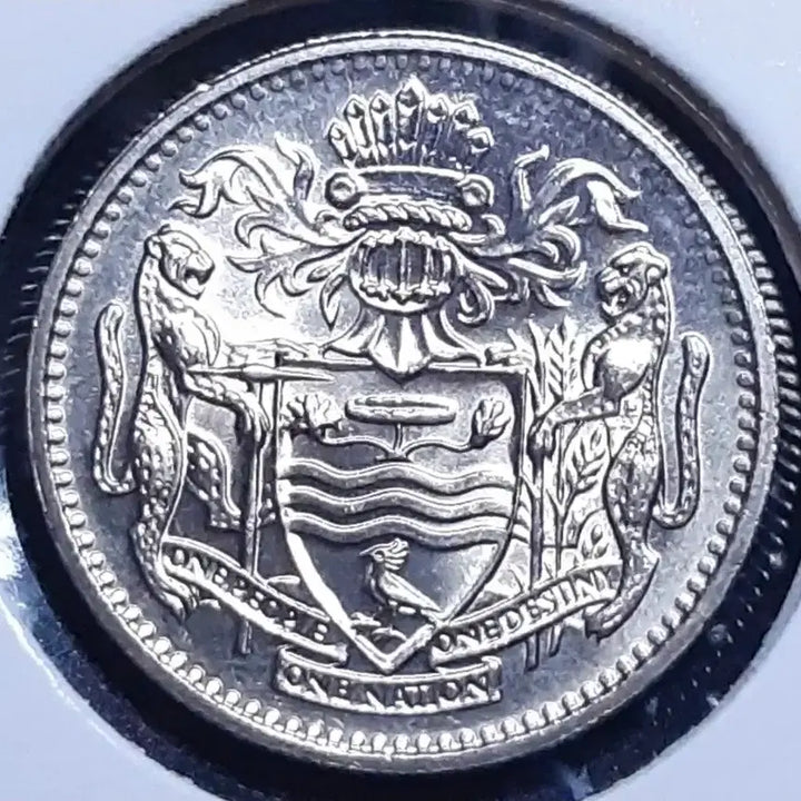 [BUNJANG] 1985 Guyana 10 Cents Coin - Unused, Rare / 희귀 가이아나 미사용 1985년 10센트.외국주화 주화 화폐 동전