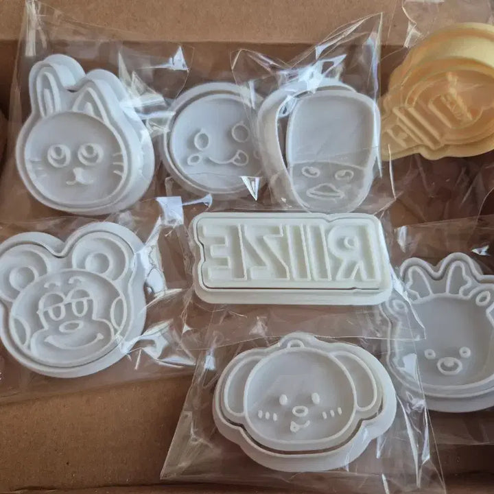 [SOLD OUT] 라이즈 쿠키틀 새상품
