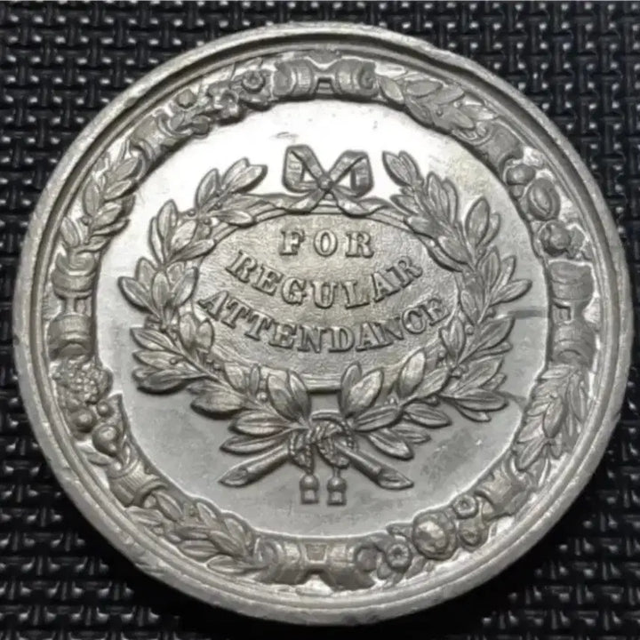 [BUNJANG] Rare British Award Large Medal Commemorative Coin Foreign Coin / 희귀 영국 공로포상 대형 메달.기념주화 외국주화 주화 화폐 동전