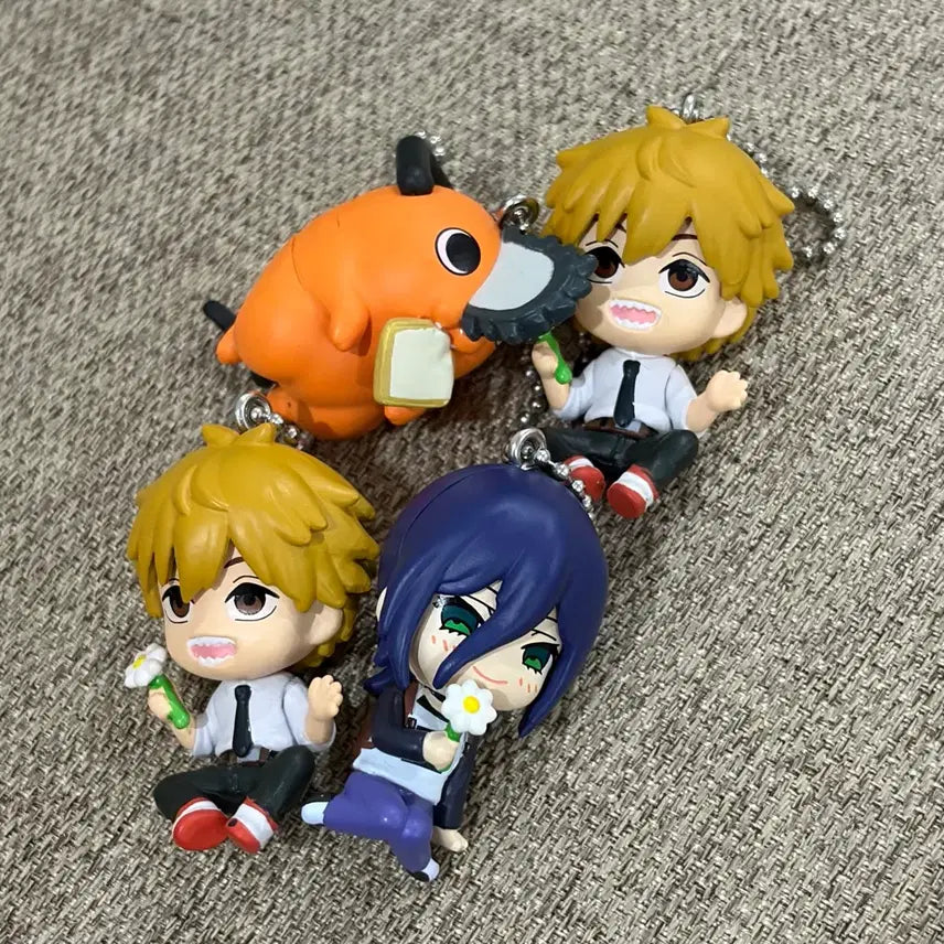 [BUNJANG] Chainsaw Man Denji &amp; Reze Gacha Mini Figure Keychain Charm / 체인소맨 덴지 레제 편 가챠 미니피규어 키링 굿즈 데포르메 포치타