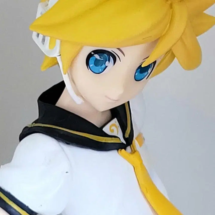 [BUNJANG] The Boyz Ren Figure / 판완!