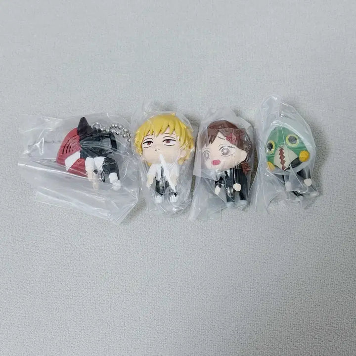 [BUNJANG] Chainsaw Man Gacha Set / [일괄] 체인소맨 대롱 가챠 4종