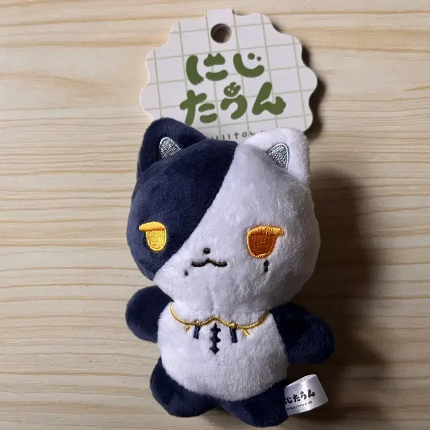 [BUNJANG] Nijisanji Milan Kestrel Niji Town Plush / 니지산지 밀란 케스트렐 파페, 니지타운 판매합니다!