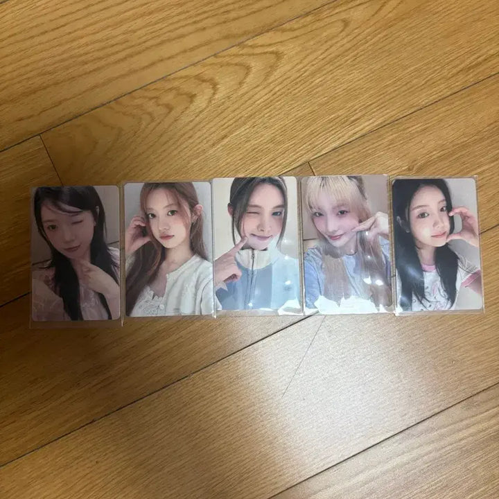 [BUNJANG] ILLIT Membership Kit Photocard Holder / 아일릿 멤버십 키트