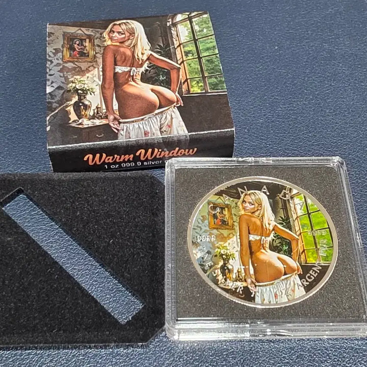 [BUNJANG] Canada Maple 1 oz Colorized Silver Coin - Sexy Design / 캐나다 메이플 1온스 색체 은화 섹시 은화