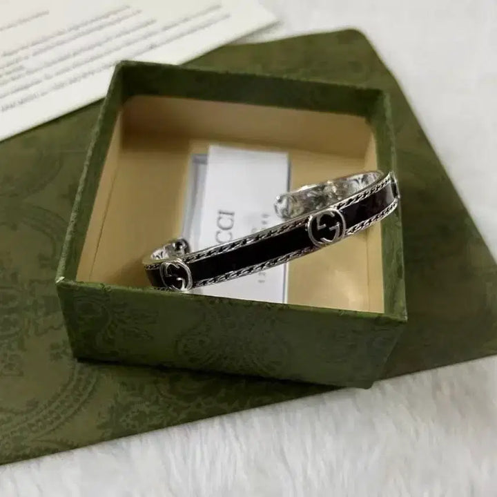 [BUNJANG] Gucci Silver GG Logo Bracelet / 구찌 실버 팔찌