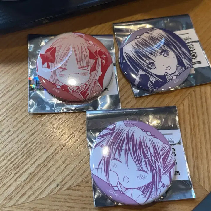 [BUNJANG] Character License "Shugo Chara!" Original Can Badge Set (Siu, Sia, Yui) / 희귀매물 캐릭캐릭체인지 캐캐체 원작 캔뱃지 캔배지 시우 시아 유이 일괄