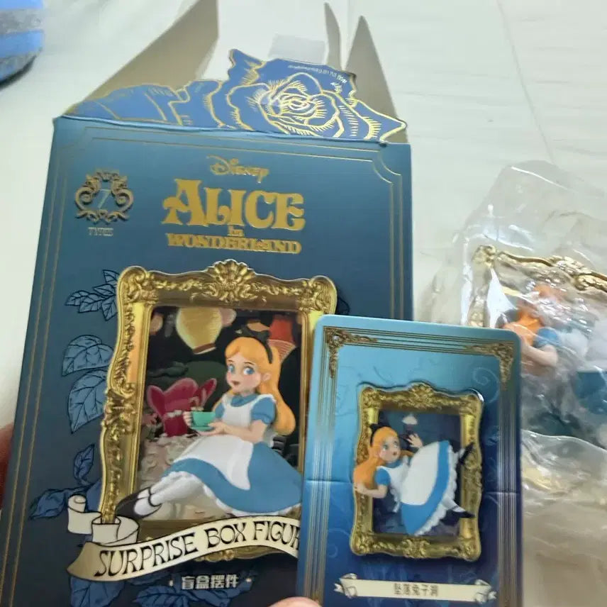 [BUNJANG] Disney Alice in Wonderland Framed Figure / 디즈니 이상한 나라의 앨리스 액자피규어