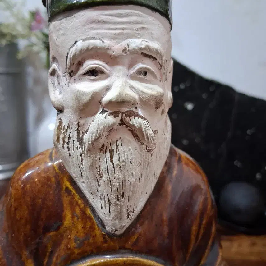 [BUNJANG] Antique Celadon Porcelain Figure (Laozi?) / 오래랜 골동의  인물상(노자?)도자기